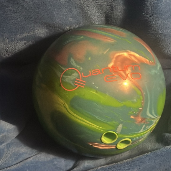 Bowling ball - Picture 2 of 2